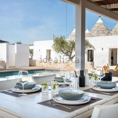 Monika - Luxury Trulli Villa *